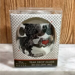 Disney Mickey Mouse and Minnie Tear Drop Wine Glass 20 oz